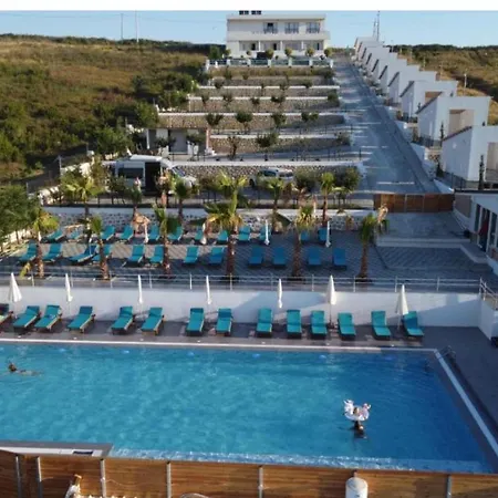 Saint Michelle Hotel Shetaj